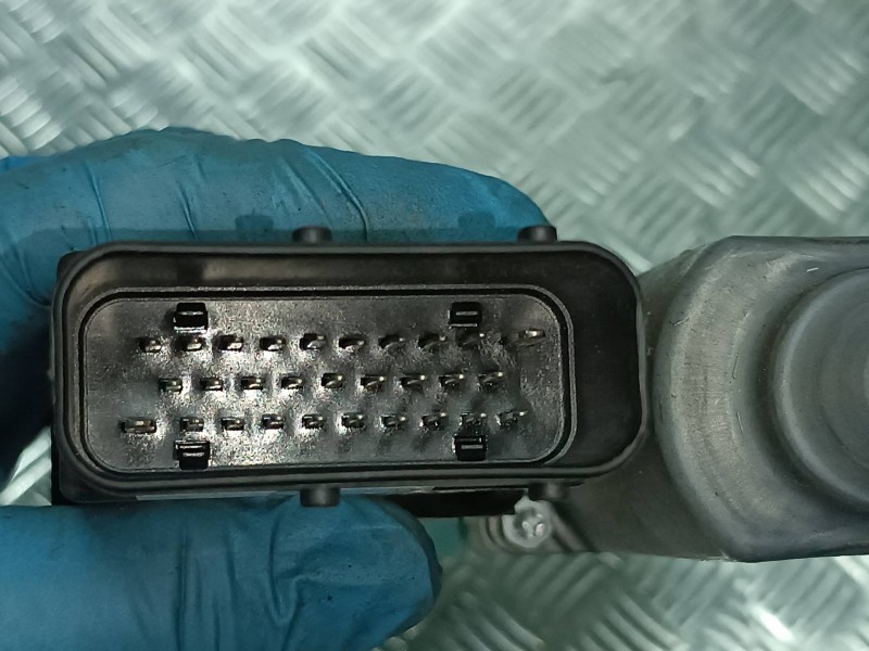 Recambio de motor elevalunas delantero derecho para volkswagen bora berlina (1j2) referencia OEM IAM 1C1959802A 101386103 774601