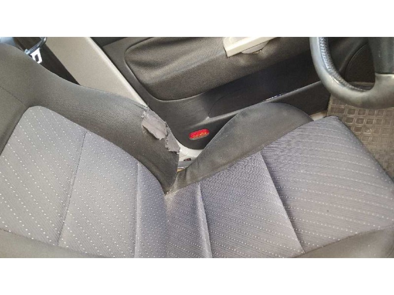 volkswagen bora berlina (1j2) del año 2000