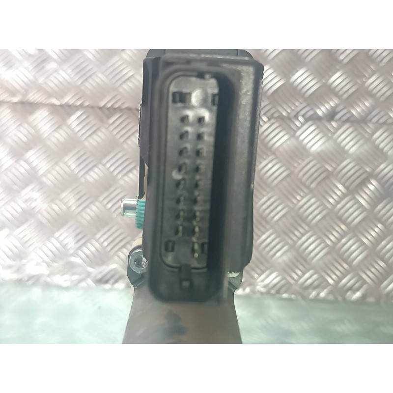 Recambio de motor elevalunas trasero derecho para volkswagen bora berlina (1j2) referencia OEM IAM 1C0959812A 105476301 BROSE