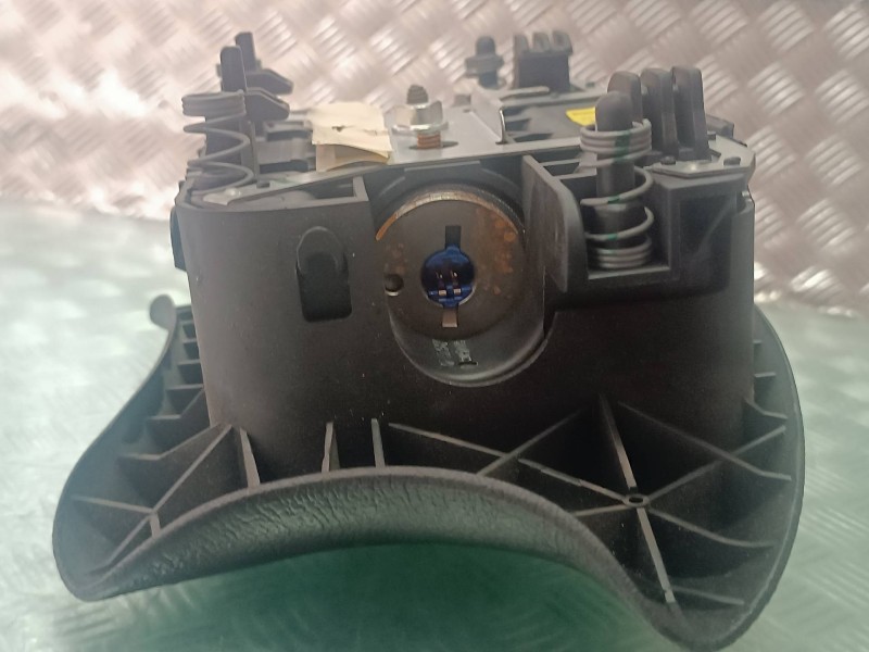 Recambio de airbag delantero izquierdo para citroen xsara picasso referencia OEM IAM 6004608  2 PINES