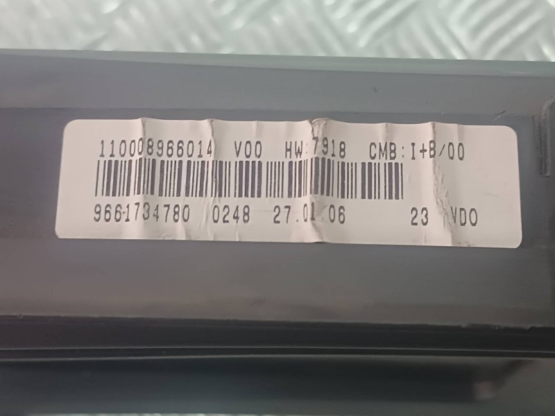 Recambio de cuadro instrumentos para citroen xsara picasso referencia OEM IAM 966173780 VDO 966014