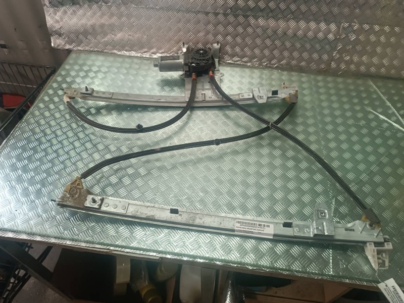 Recambio de elevalunas delantero derecho para citroen xsara picasso referencia OEM IAM 0130821762 CONECTOR 2 PINES ELECTRICO