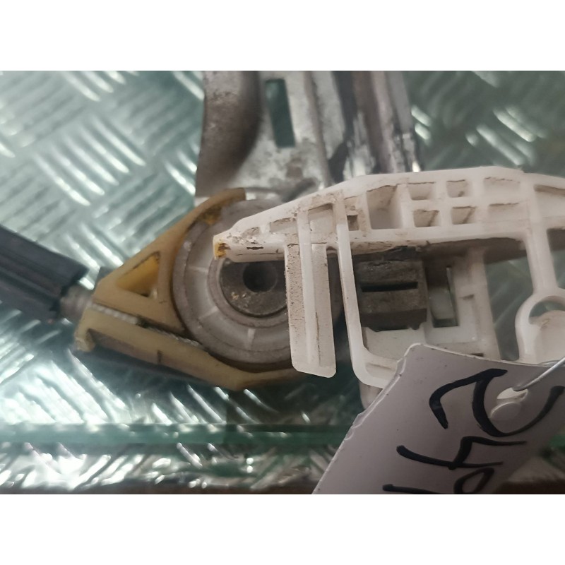 Recambio de elevalunas delantero derecho para citroen xsara picasso referencia OEM IAM 0130821762 CONECTOR 2 PINES ELECTRICO