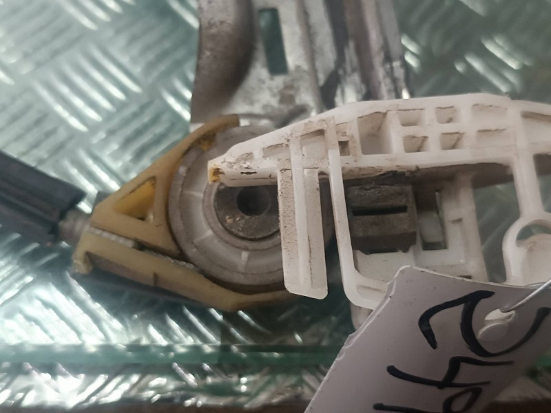 Recambio de elevalunas delantero derecho para citroen xsara picasso referencia OEM IAM 0130821762 CONECTOR 2 PINES ELECTRICO