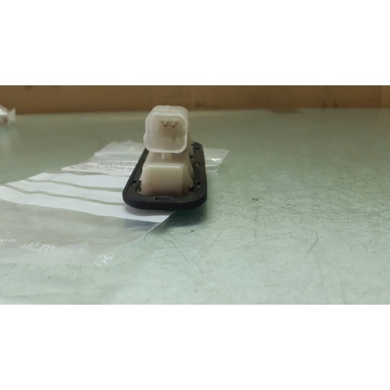 Recambio de maneta exterior porton para peugeot 1007 sport referencia OEM IAM   CONECTOR 2 PINES