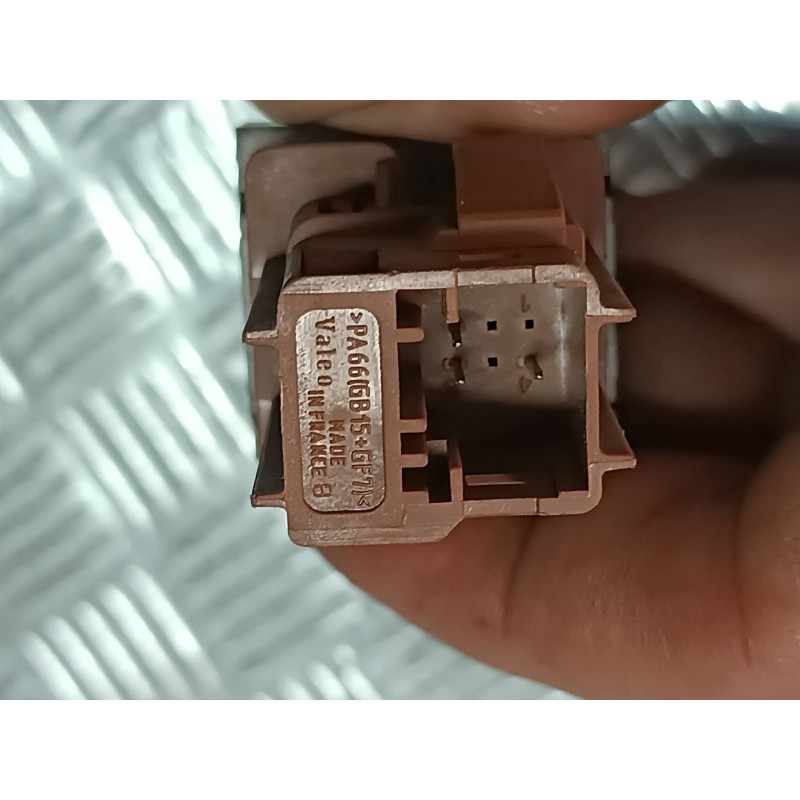 Recambio de interruptor para citroen xsara picasso referencia OEM IAM 9644805077 CONECTOR 3 PINES BLOQUEO PUERTAS