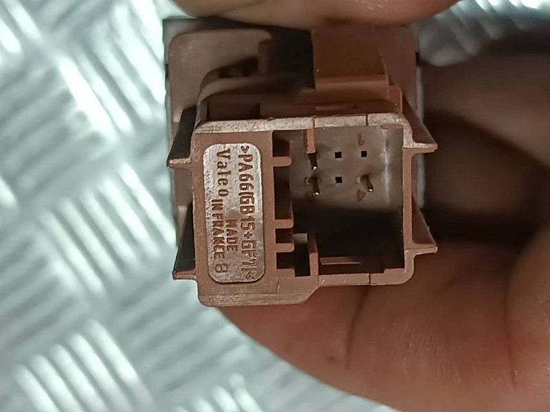 Recambio de interruptor para citroen xsara picasso referencia OEM IAM 9644805077 CONECTOR 3 PINES BLOQUEO PUERTAS