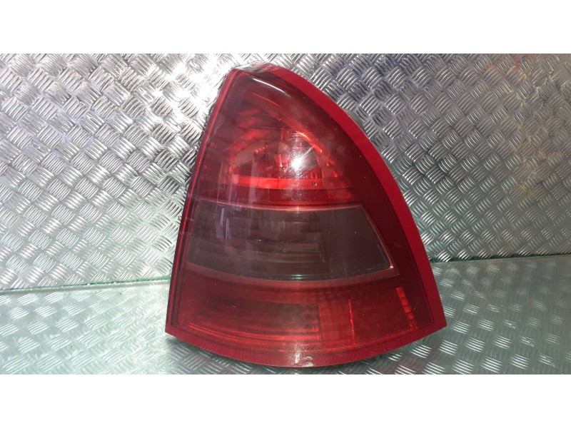 Recambio de piloto trasero derecho para citroen c5 berlina lx (e) referencia OEM IAM 89034070  