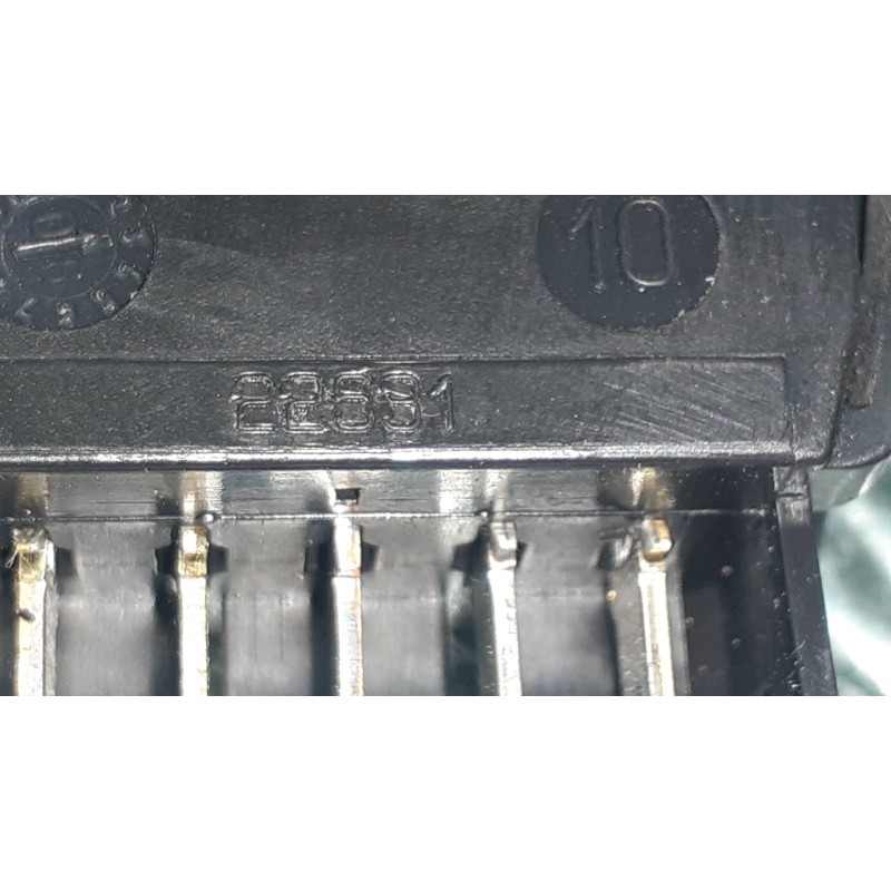 Recambio de mando elevalunas delantero derecho para citroen xsara picasso referencia OEM IAM 22681  CONECTOR 5 PINES