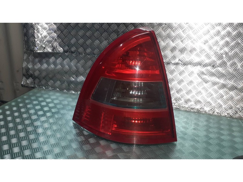 Recambio de piloto trasero izquierdo para citroen c5 berlina lx (e) referencia OEM IAM 89032697  