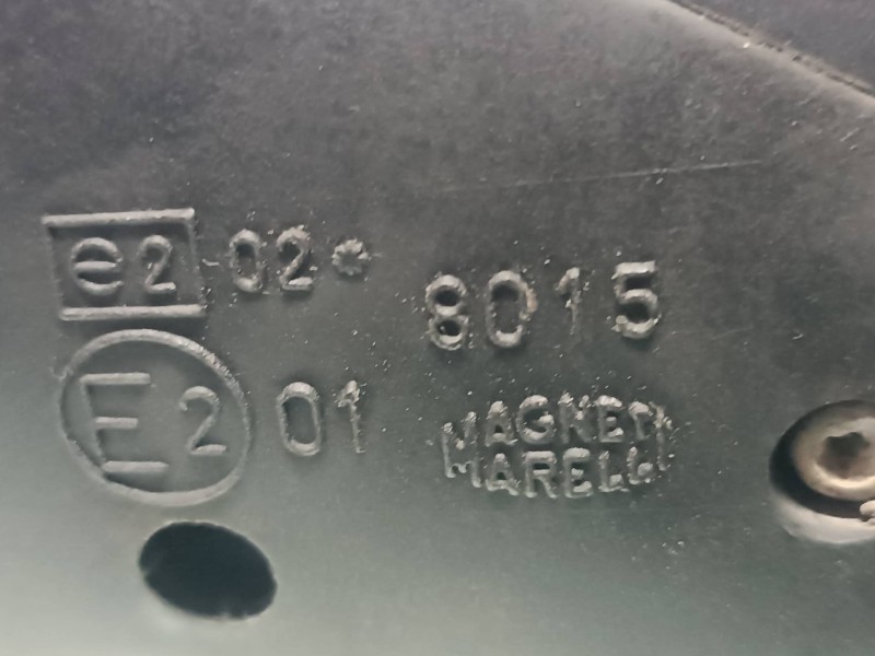 Recambio de retrovisor izquierdo para citroen xsara picasso referencia OEM IAM 8015 CALEFACTABLE ELECTRICO