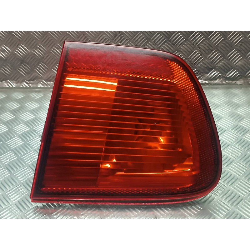 Recambio de piloto trasero derecho interior para seat ibiza (6k1) referencia OEM IAM 6K6945092 6K6945108 INT-PORTON