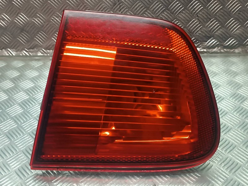 Recambio de piloto trasero derecho interior para seat ibiza (6k1) referencia OEM IAM 6K6945092 6K6945108 INT-PORTON