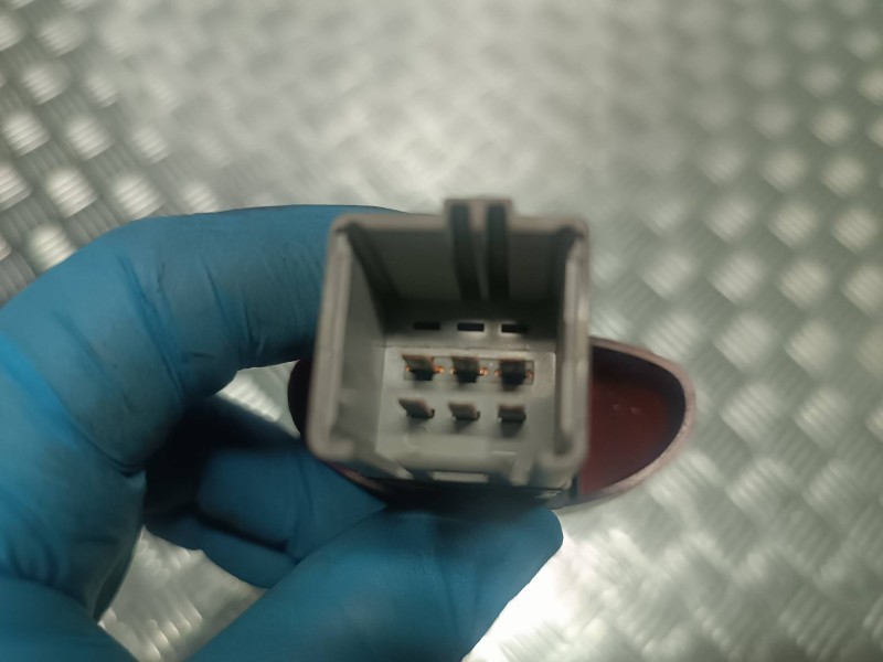 Recambio de warning para citroen xsara picasso referencia OEM IAM  GRIS CONECTOR 6 PINES