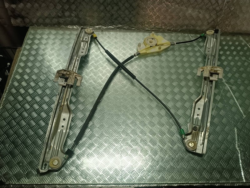 Recambio de elevalunas delantero izquierdo para citroen c5 berlina lx (e) referencia OEM IAM 9648486480  ELECTRICO