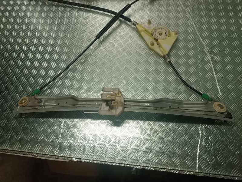 Recambio de elevalunas delantero izquierdo para citroen c5 berlina lx (e) referencia OEM IAM 9648486480  ELECTRICO