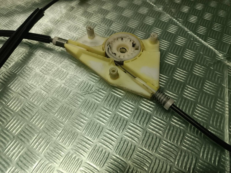 Recambio de elevalunas delantero izquierdo para citroen c5 berlina lx (e) referencia OEM IAM 9648486480  ELECTRICO