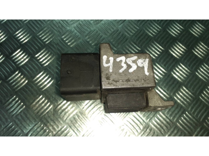 Recambio de caja precalentamiento para citroen xsara picasso referencia OEM IAM 9640469680 NAGARES CONECTOR 7 PINES