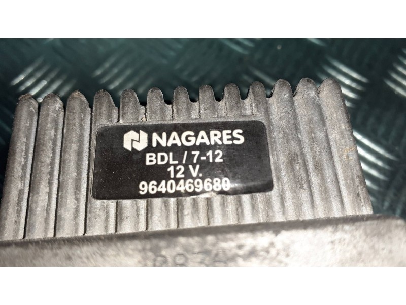Recambio de caja precalentamiento para citroen xsara picasso referencia OEM IAM 9640469680 NAGARES CONECTOR 7 PINES