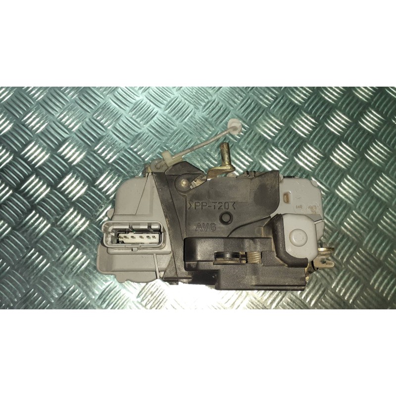 Recambio de cerradura puerta delantera izquierda para citroen xsara picasso referencia OEM IAM  CONECTOR 6 PINES ELECTRICA
