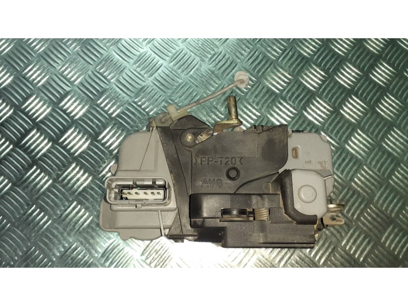 Recambio de cerradura puerta delantera izquierda para citroen xsara picasso referencia OEM IAM  CONECTOR 6 PINES ELECTRICA