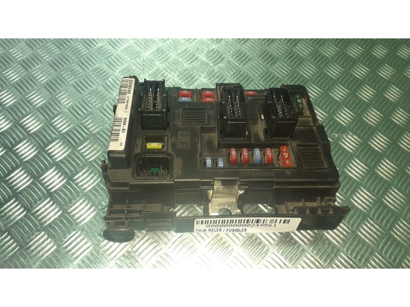 Recambio de caja reles / fusibles para citroen xsara picasso referencia OEM IAM 965061848000 SIEMENS BSM B3