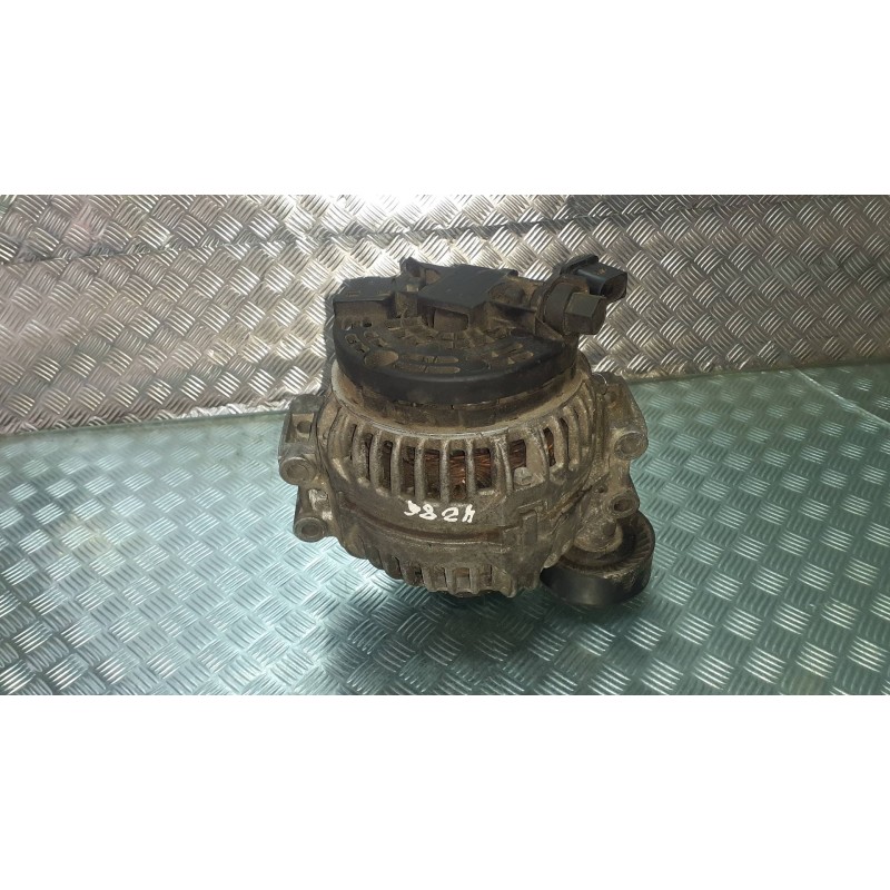 Recambio de alternador para bmw serie 3 coupe (e46) 318 ci referencia OEM IAM   CONECTOR 2 PINES