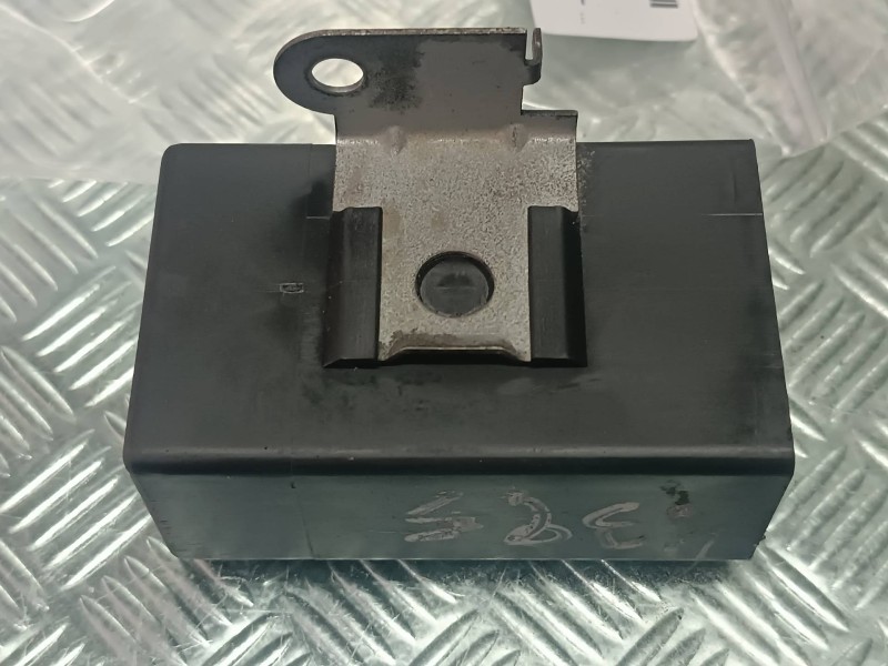 Recambio de modulo electronico para nissan vanette cargo (hc23) furg. referencia OEM IAM 286157C700 ET80049 CONECTOR 8 PINES