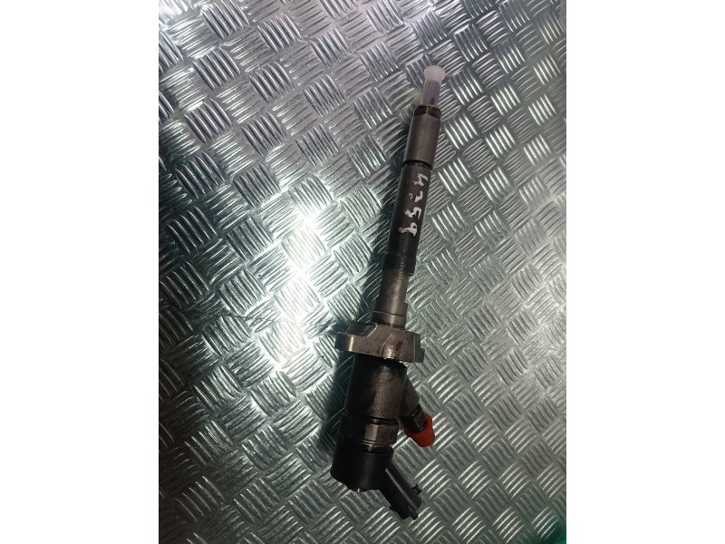Recambio de inyector para citroen xsara picasso referencia OEM IAM 0445110239 CONECTOR 2 PINES BOSCH
