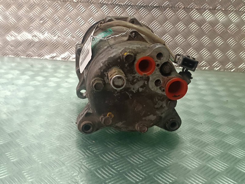 Recambio de compresor aire acondicionado para volkswagen polo berlina (6n2) conceptline referencia OEM IAM 6N0820803B SD6V12 R13