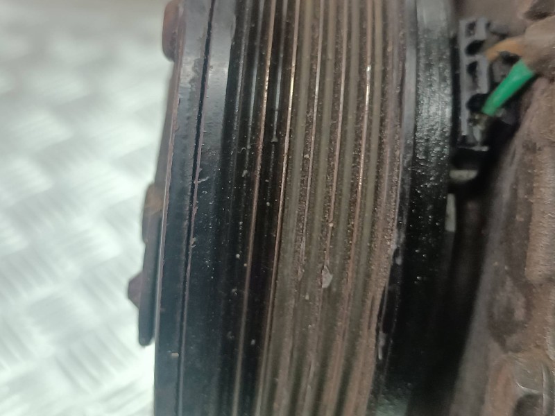 Recambio de compresor aire acondicionado para volkswagen polo berlina (6n2) conceptline referencia OEM IAM 6N0820803B SD6V12 R13