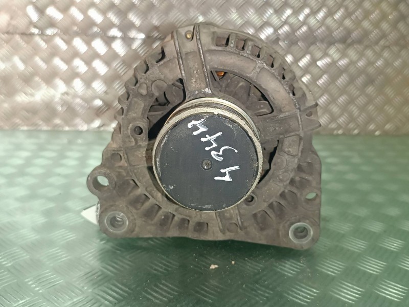 Recambio de alternador para volkswagen polo berlina (6n2) conceptline referencia OEM IAM 037903025M 0124325013 90A