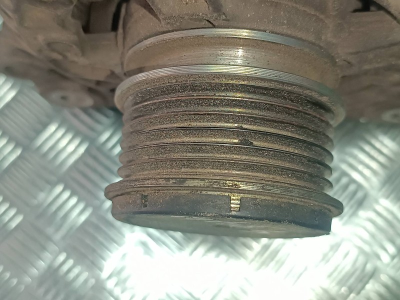 Recambio de alternador para volkswagen polo berlina (6n2) conceptline referencia OEM IAM 037903025M 0124325013 90A