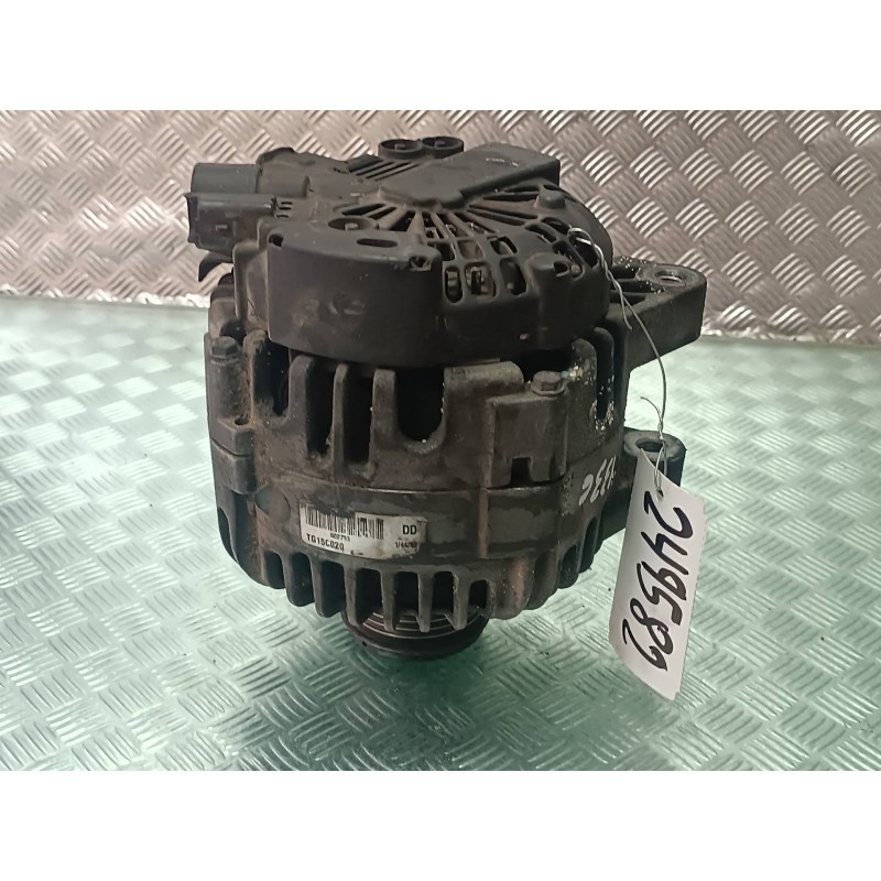 Recambio de alternador para citroen c4 picasso sx referencia OEM IAM TG15C020 602753 VALEO