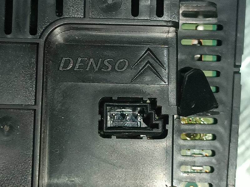 Recambio de mando climatizador para citroen c4 picasso sx referencia OEM IAM 9650868977 A83007700 DENSO