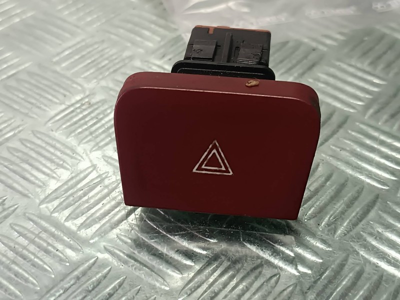 Recambio de warning para citroen c4 picasso sx referencia OEM IAM   CONECTOR 3 PINES