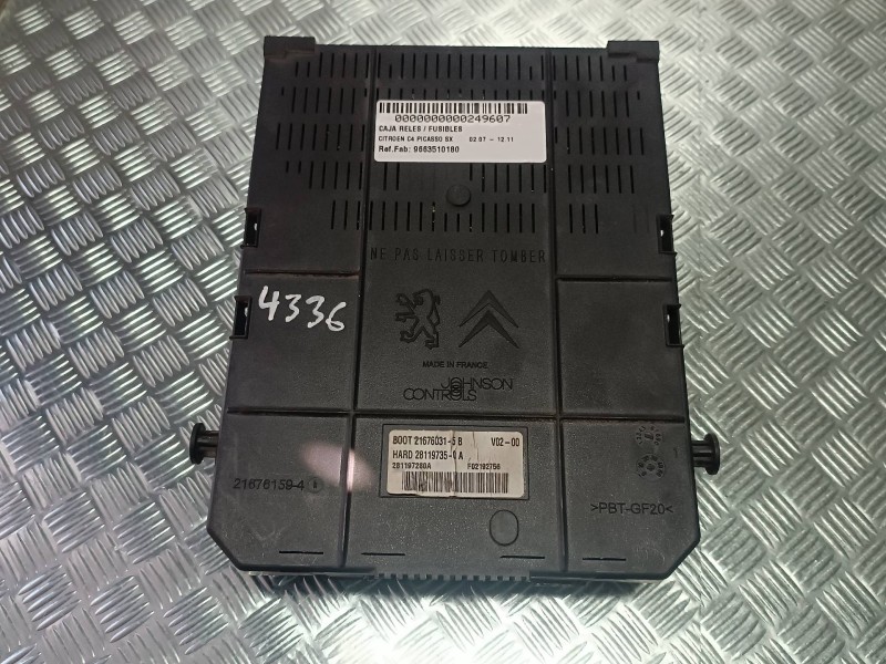 Recambio de caja reles / fusibles para citroen c4 picasso sx referencia OEM IAM 9663510180 21676031 BSI 2004