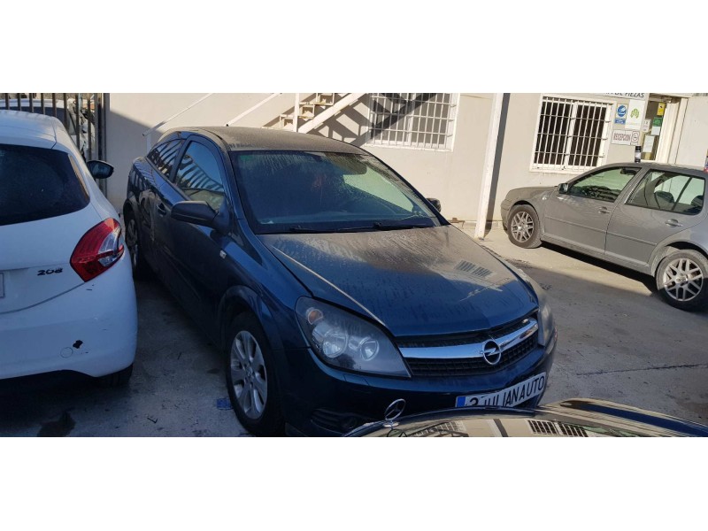 opel astra gtc del año 2009