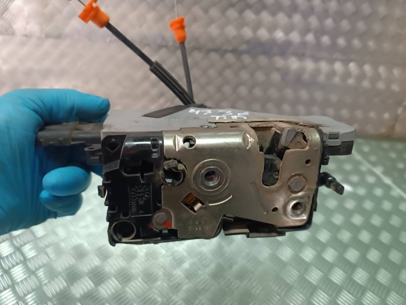 Recambio de cerradura puerta trasera derecha para citroen c4 picasso sx referencia OEM IAM 24099158 24098158 ELECTRICA