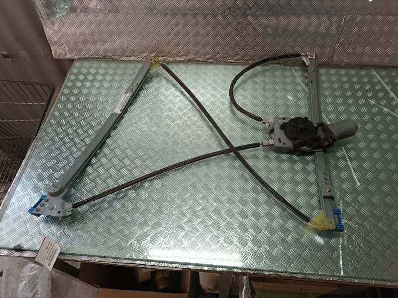 Recambio de elevalunas delantero derecho para renault laguna ii (bg0) referencia OEM IAM 114810 400569T1 ELECTRICO