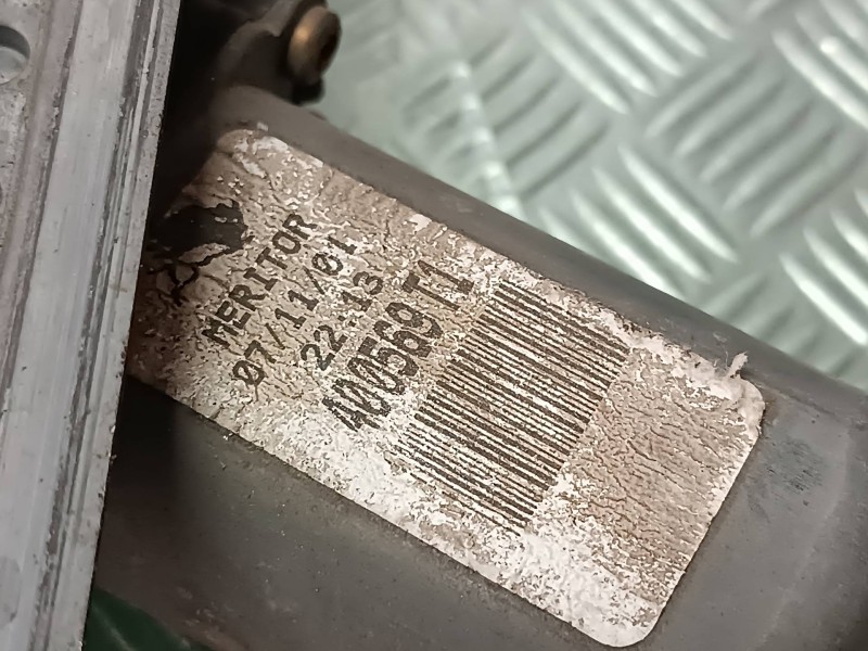 Recambio de elevalunas delantero derecho para renault laguna ii (bg0) referencia OEM IAM 114810 400569T1 ELECTRICO