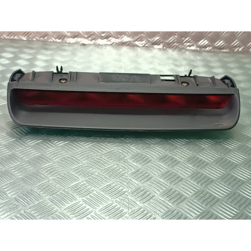 Recambio de luz central de freno para citroen xsara picasso referencia OEM IAM   