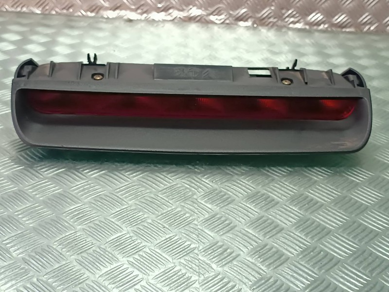 Recambio de luz central de freno para citroen xsara picasso referencia OEM IAM   