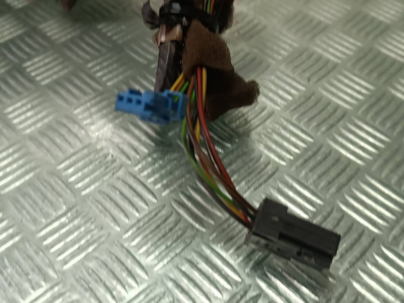 Recambio de retrovisor derecho para citroen c4 picasso sx referencia OEM IAM 96825015XT 933204 ELECTRICO