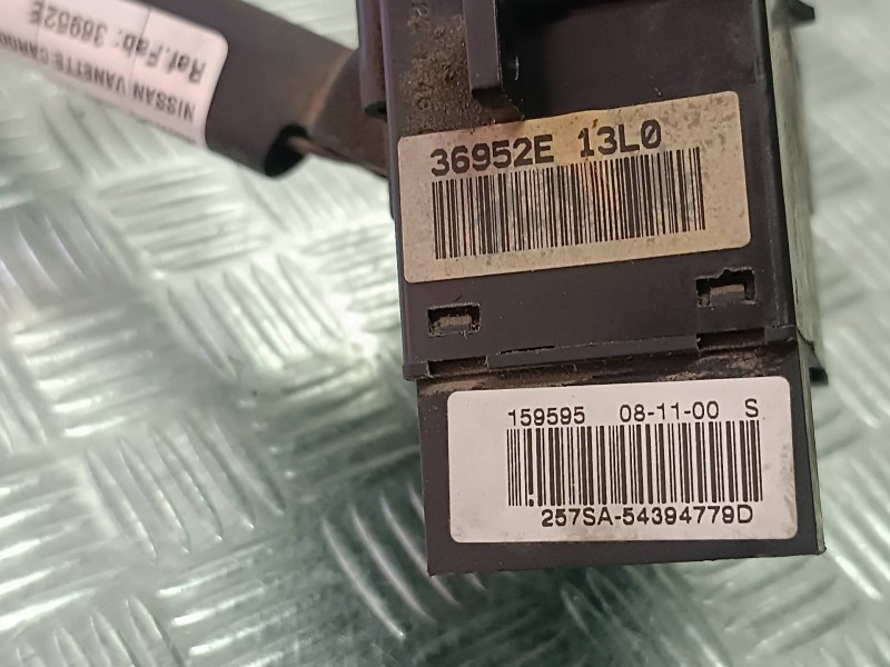 Recambio de mando limpia para nissan vanette cargo (hc23) furg. referencia OEM IAM 36952E 36952E13L0 