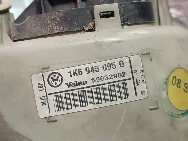 Recambio de piloto trasero izquierdo para volkswagen golf v berlina (1k1) highline referencia OEM IAM 1K6945095G 89032902 VALEO