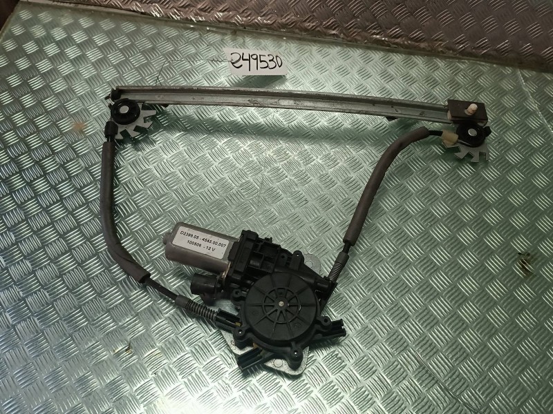 Recambio de elevalunas trasero derecho para citroen xsara picasso referencia OEM IAM D239905454500007 100506 ELECTRICO