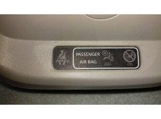 Recambio de luz interior para renault captur xmod referencia OEM IAM 969801754R 969800515R  2