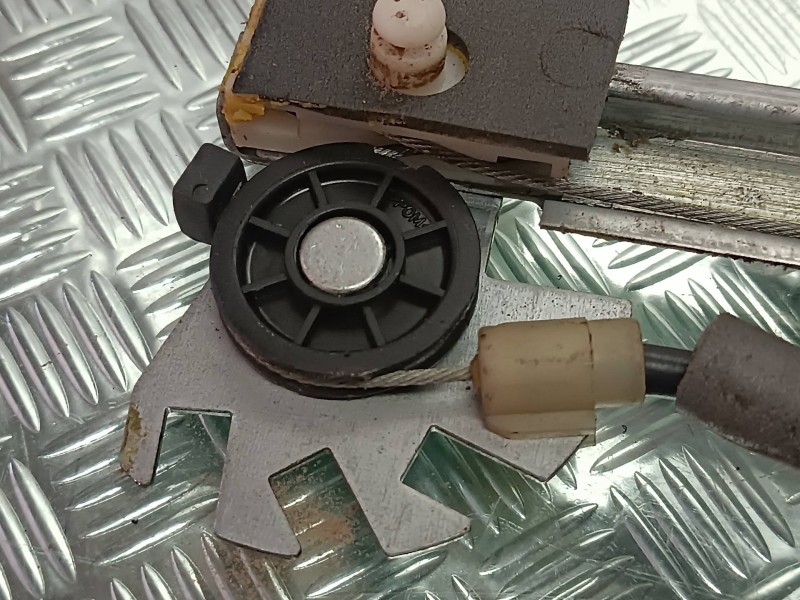 Recambio de elevalunas trasero izquierdo para citroen xsara picasso referencia OEM IAM D239805454500008 120506 ELECTRICO