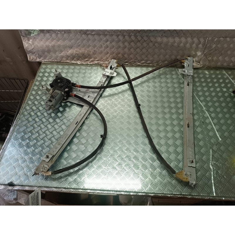 Recambio de elevalunas delantero derecho para citroen xsara picasso referencia OEM IAM 0130821762 CONECTOR 2 PINES ELECTRICO